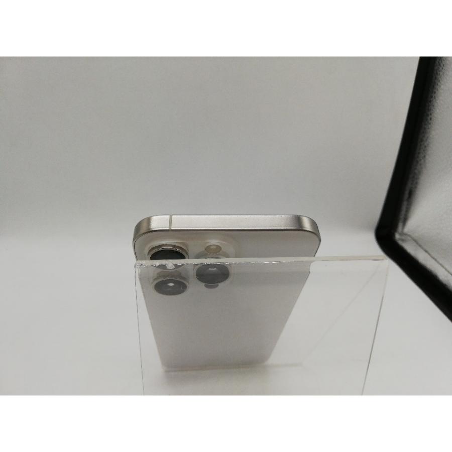 【中古】Apple 国内版 【SIMフリー】 iPhone 15 Pro Max 1TB ホワイトチタニウム MU703J/A【宇田川】保証期間１ヶ月【ランクC】の画像