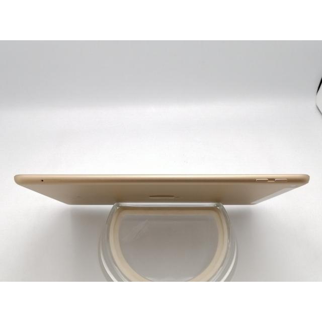 中古】Apple docomo 【SIMロック解除済み】 iPad（第5世代/2017） 32GB
