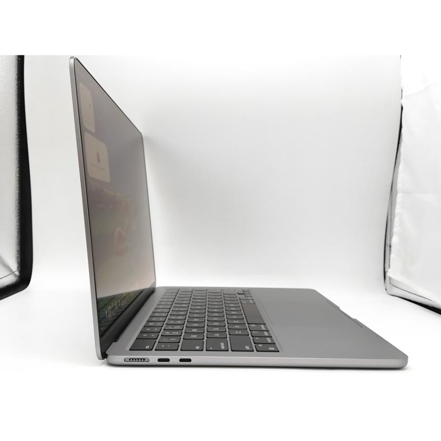 【中古】Apple MacBook Air 13インチ CTO (M3,2024) スペースグレイ M3(CPU:8C/GPU:10C)/16G/256G【道玄坂】保証期間１ヶ月【ランクA】の画像