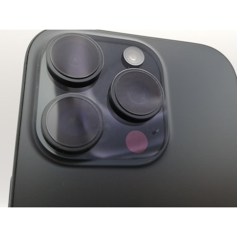 【中古】Apple SoftBank 【SIMフリー】 iPhone 16 Pro 128GB ブラックチタニウム MYMV3J/A【新宿】保証期間１ヶ月【ランクA】の画像