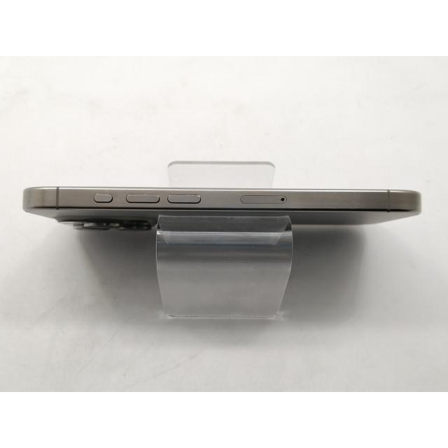 【中古】Apple 国内版 【SIMフリー】 iPhone 15 Pro 512GB ナチュラルチタニウム MTUK3J/A【宇田川】保証期間１ヶ月【ランクA】の画像