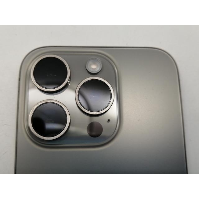 【中古】Apple 国内版 【SIMフリー】 iPhone 15 Pro 512GB ナチュラルチタニウム MTUK3J/A【宇田川】保証期間１ヶ月【ランクA】の画像