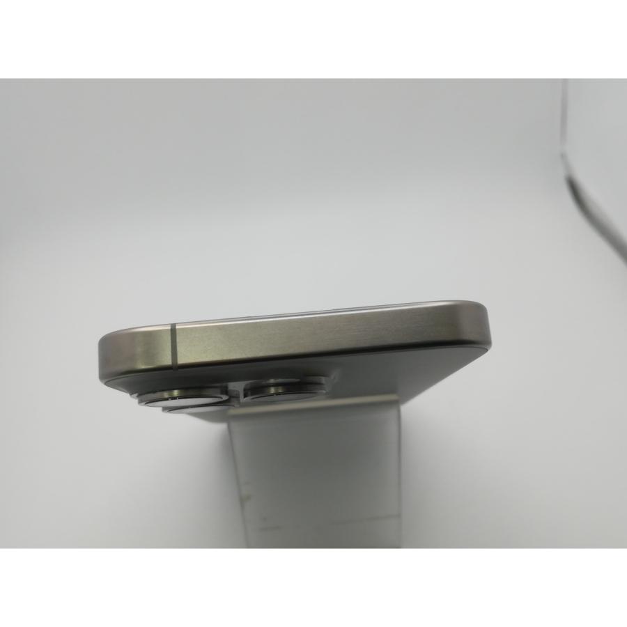 【中古】Apple 国内版 【SIMフリー】 iPhone 15 Pro 1TB ナチュラルチタニウム MTUT3J/A【新橋烏森通り】保証期間１ヶ月【ランクA】の画像