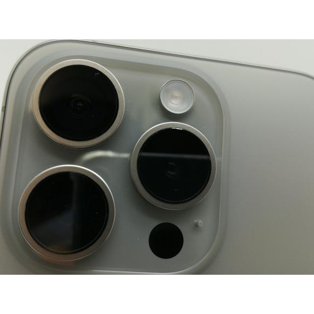 【中古】Apple 国内版 【SIMフリー】 iPhone 15 Pro 128GB ナチュラルチタニウム MTU93J/A【新橋】保証期間１ヶ月【ランクC】の画像