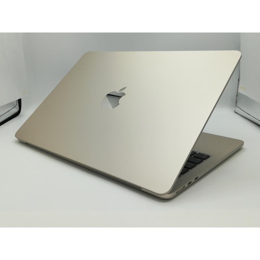 【中古】Apple MacBook Air 13インチ M2(CPU:8C/GPU:8C) 16GB/256GB スターライト MC7W4J/A (M2,2022)【新橋烏森通り】保証期間１ヶ月【ランクB】の画像