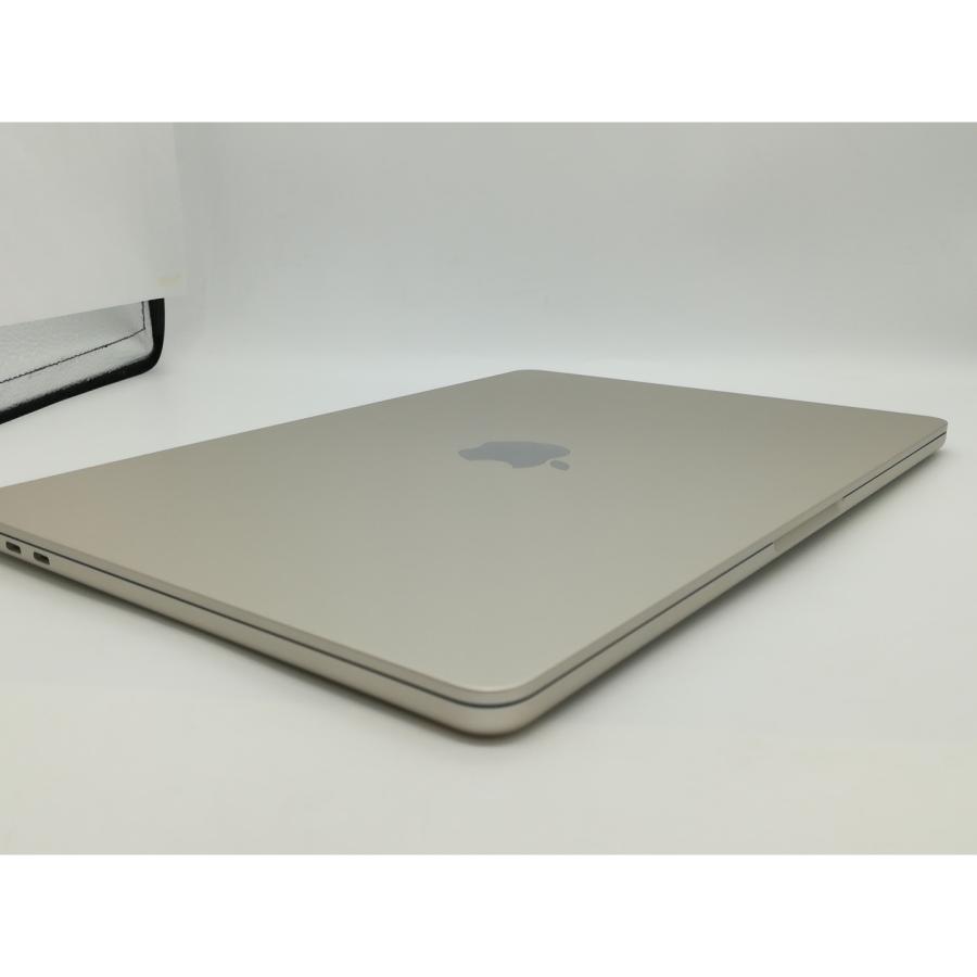 【中古】Apple MacBook Air 13インチ M2(CPU:8C/GPU:8C) 16GB/256GB スターライト MC7W4J/A (M2,2022)【新橋烏森通り】保証期間１ヶ月【ランクB】の画像