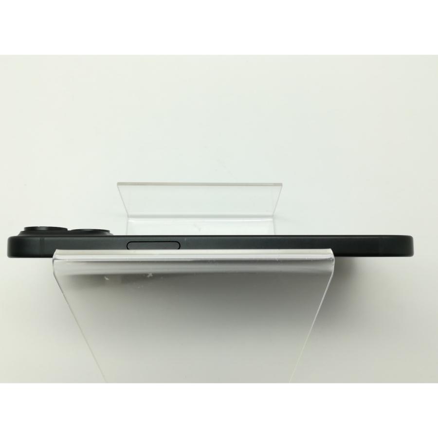 【中古】Apple docomo 【SIMフリー】 iPhone 15 256GB ブラック MTMN3J/A【川崎駅前】保証期間１ヶ月【ランクB】の画像