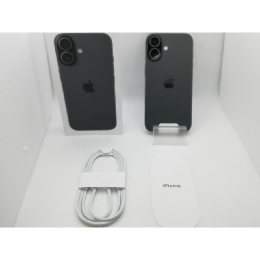 【未使用】Apple docomo 【SIMフリー】 iPhone 17 256GB ブラック MG674J/A【新橋烏森通り】保証期間３ヶ月の画像
