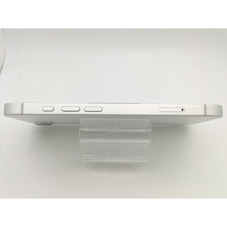 【中古】【赤ロム保証あり】Apple UQmobile 【SIMフリー】 iPhone 16e 128GB ホワイト MD1R4J/A【新橋】保証期間１ヶ月【ランクA】の画像