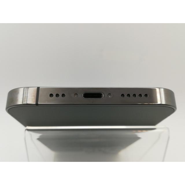 iPhone 13 【中古】Apple docomo 【SIMフリー】 Pro 1TB グラファイト