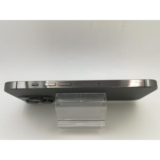 【中古】Apple docomo 【SIMフリー】 iPhone 13 Pro 1TB グラファイト MLV13J/A【新橋】保証期間１ヶ月【ランクB】の画像