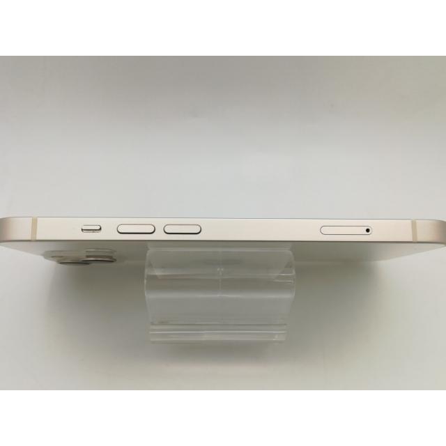 【中古】Apple docomo 【SIMフリー】 iPhone 13 128GB スターライト MLND3J/A【新橋】保証期間１ヶ月【ランクB】の画像