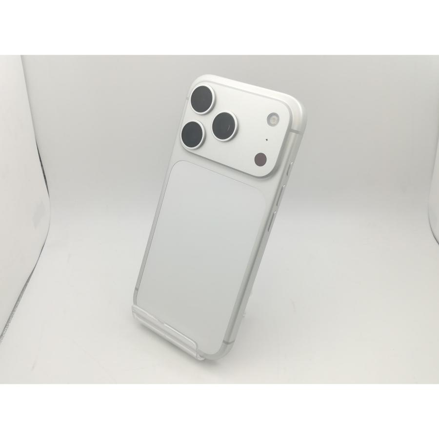 中古】Apple 国内版 【SIMフリー】 iPhone 17 Pro 512GB シルバー