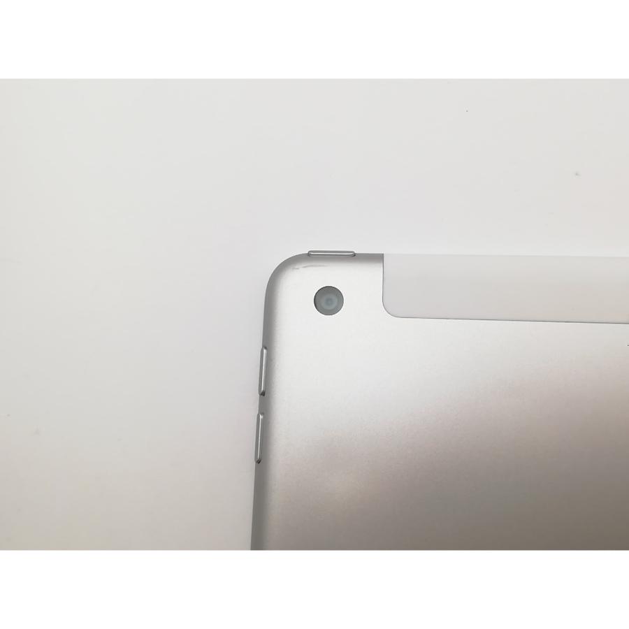 中古】Apple au 【SIMロック解除済み】 iPad（第7世代/2019） 32GB 