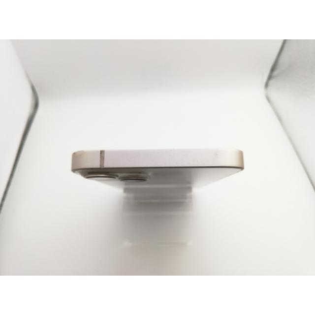 【中古】Apple docomo 【SIMフリー】 iPhone 13 128GB スターライト MLND3J/A【新宿】保証期間１ヶ月【ランクC】の画像