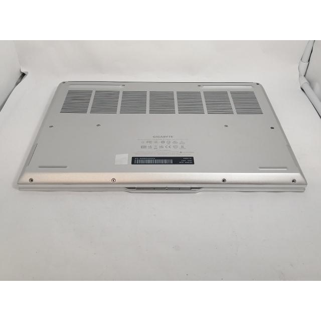 【中古】GIGABYTE AERO 16 (Intel 12th Gen) XE5 【i7-12700H 32G 2T(SSD) RTX3070Ti WiFi 16LCD(3840x2400)】【新宿】保証期間１ヶ月【ランクC】の画像