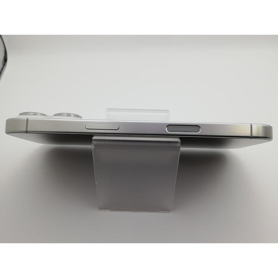 【中古】Apple 国内版 【SIMフリー】 iPhone 16 Pro 128GB ホワイトチタニウム MYMW3J/A【新宿】保証期間１ヶ月【ランクA】の画像