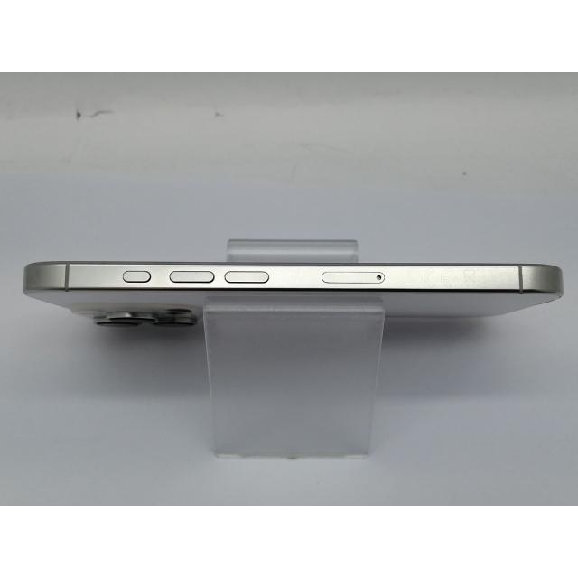 中古】Apple 海外版 【SIMフリー】 iPhone 16 Pro 256GB ホワイト