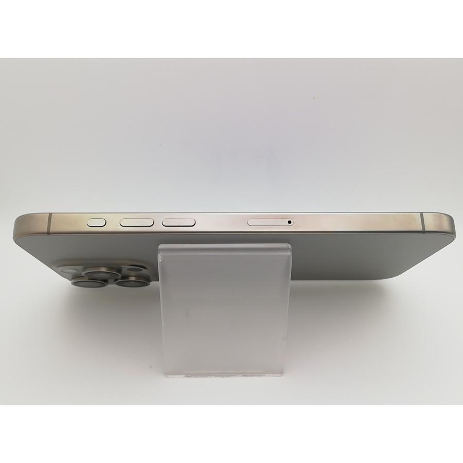 【中古】Apple au 【SIMフリー】 iPhone 15 Pro Max 1TB ナチュラルチタニウム MU713J/A【道玄坂】保証期間１ヶ月【ランクA】の画像