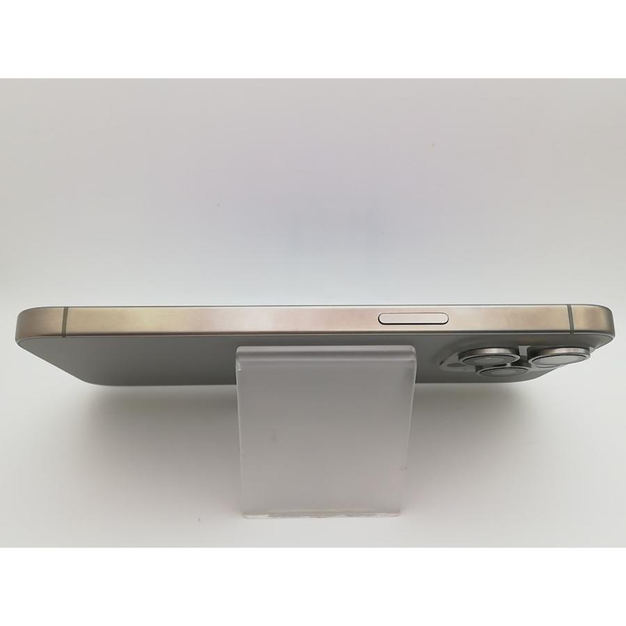 【中古】Apple au 【SIMフリー】 iPhone 15 Pro Max 1TB ナチュラルチタニウム MU713J/A【道玄坂】保証期間１ヶ月【ランクA】の画像