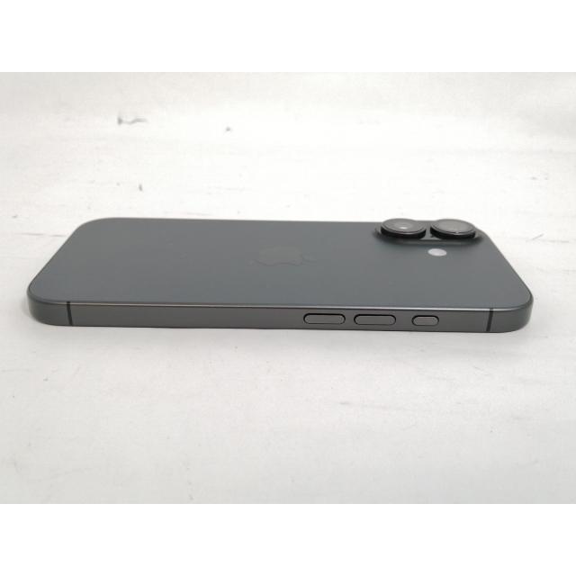 中古】Apple au 【SIMフリー】 iPhone 17 256GB ブラック MG674J/A