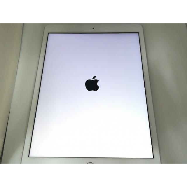 中古】Apple iPad(第8世代) Wi-Fiモデル 128GB シルバー 中古】Apple iPad(第8世代) Wi-Fiモデル 128GB シルバー