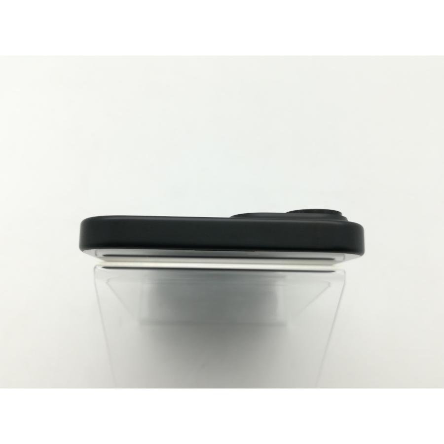 【中古】Apple 国内版 【SIMフリー】 iPhone 15 256GB ブラック MTMN3J/A【神戸】保証期間１ヶ月【ランクB】の画像