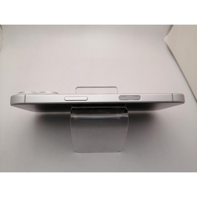 【中古】Apple 国内版 【SIMフリー】 iPhone 17 256GB ホワイト MG684J/A【三宮センター】保証期間１ヶ月【ランクA】の画像