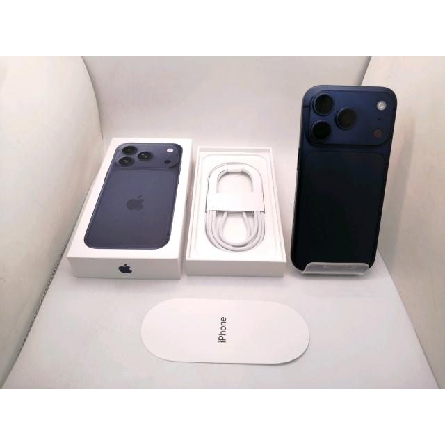 中古】Apple 国内版 【SIMフリー】 iPhone 17 Pro 256GB ディープ
