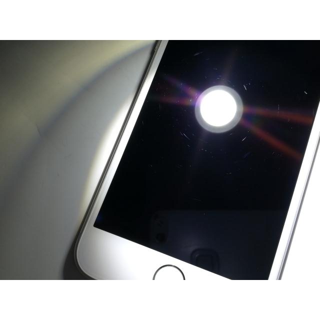 中古】Apple au 【SIMロック解除済み】 iPhone 8 64GB シルバー MQ792J