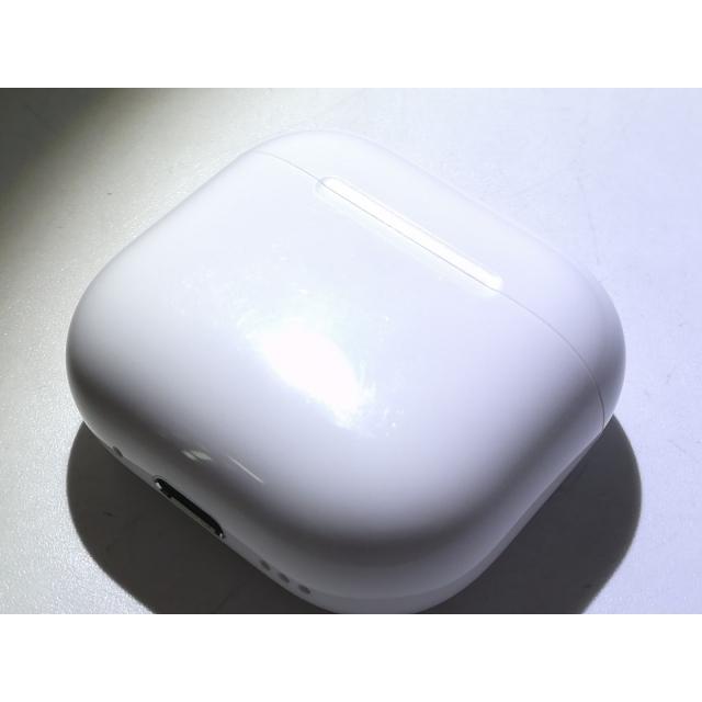 中古】Apple AirPods 4 アクティブノイズキャンセリング搭載モデル