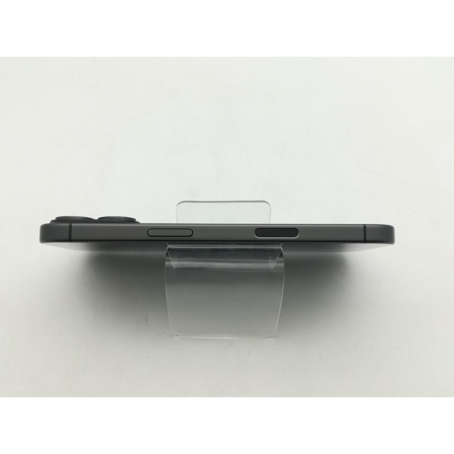 【中古】Apple 国内版 【SIMフリー】 iPhone 17 256GB ブラック MG674J/A【神戸】保証期間１ヶ月【ランクA】の画像