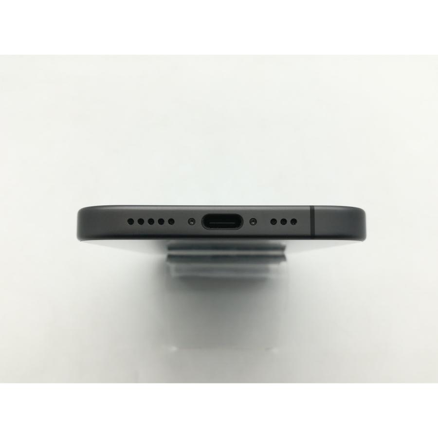 【中古】Apple 国内版 【SIMフリー】 iPhone 17 256GB ブラック MG674J/A【神戸】保証期間１ヶ月【ランクA】の画像