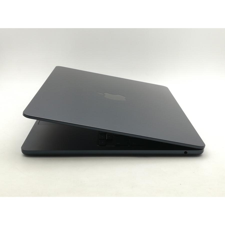 【中古】Apple MacBook Air 13インチ (M4,2025) M4(CPU:10C/GPU:8C) 16GB/256GB ミッドナイト MW123J/A【神戸】保証期間１ヶ月【ランクA】の画像