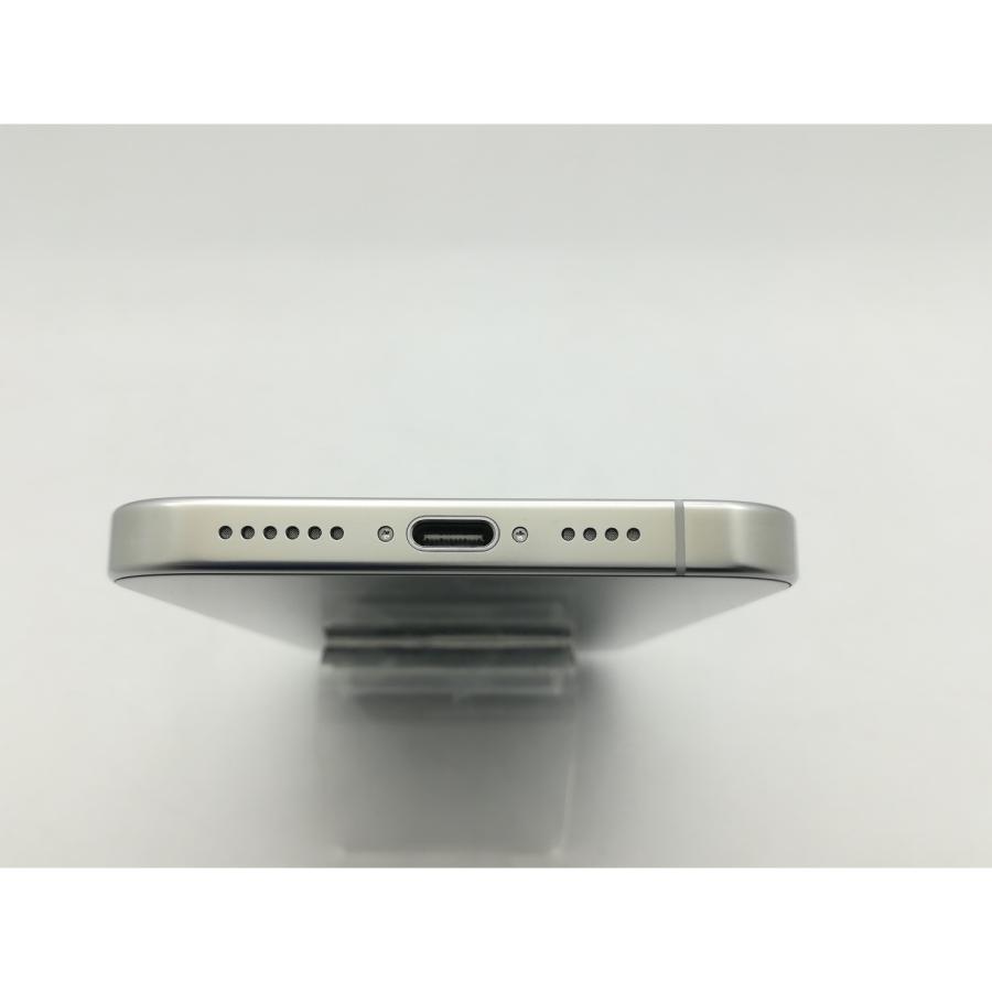 【中古】Apple 国内版 【SIMフリー】 iPhone 16 Pro Max 256GB ホワイトチタニウム MYWH3J/A【神戸】保証期間１ヶ月【ランクA】の画像