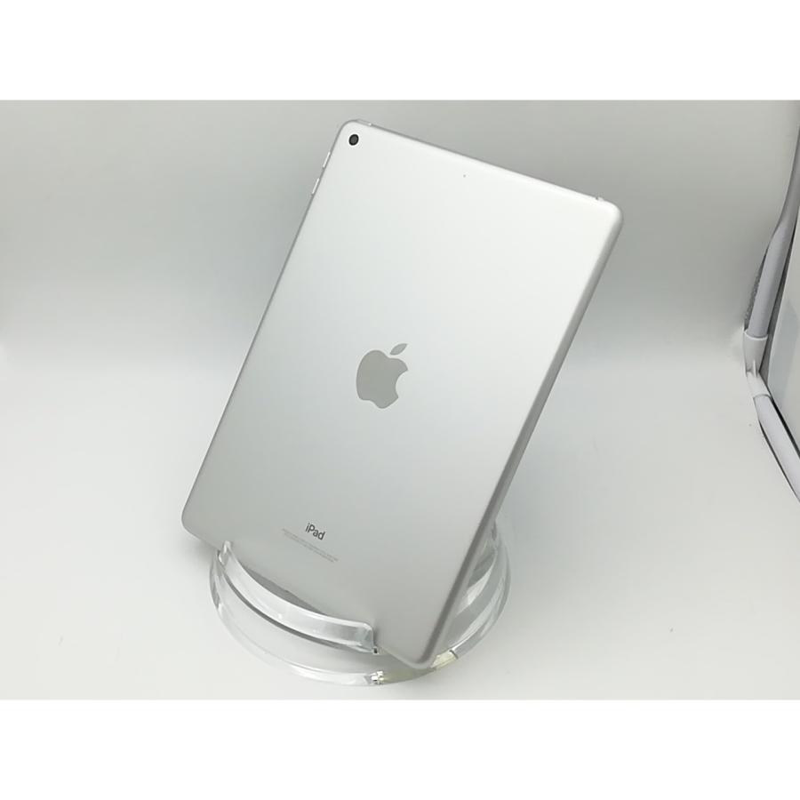 中古】Apple iPad（第6世代/2018） Wi-Fiモデル 32GB シルバー MR7G2J