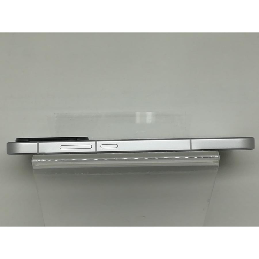 中古】Xiaomi 国内版 【SIMフリー】 Poco F7 シルバー 12GB 512GB