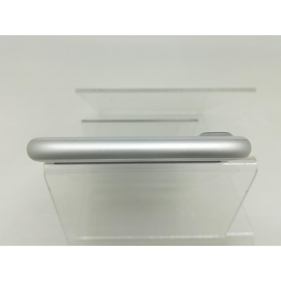 中古】Apple SoftBank 【SIMロック解除済み】 iPhone 7 32GB シルバー