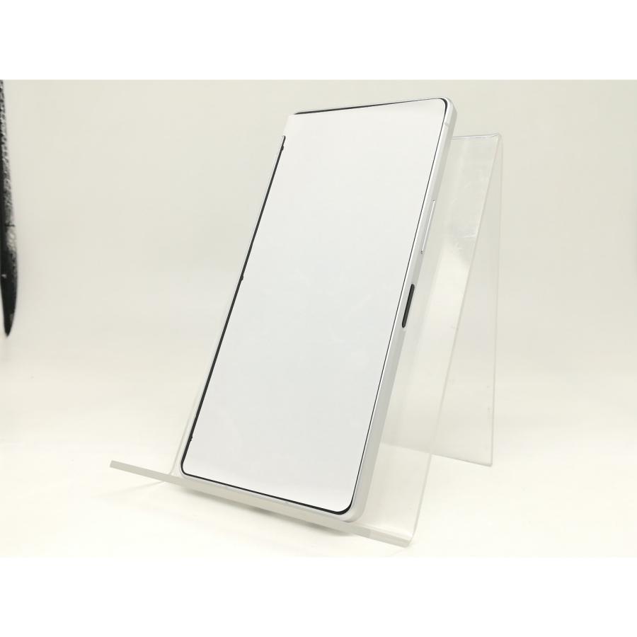 未使用】SHARP docomo 【SIMフリー】 AQUOS R8 クリーム 8GB 256GB SH