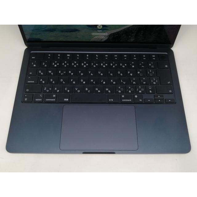 中古】Apple MacBook Air 13インチ M2(CPU:8C/GPU:8C) 8GB/256GB