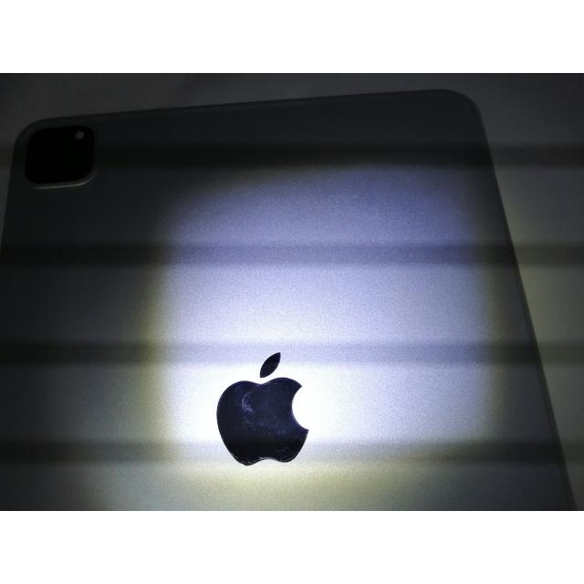 【中古】Apple 【Wi-Fi】 11インチ iPad Pro（第4世代/2022） 256GB シルバー MNXG3J/A【日本橋3】保証期間１ヶ月【ランクA】の画像