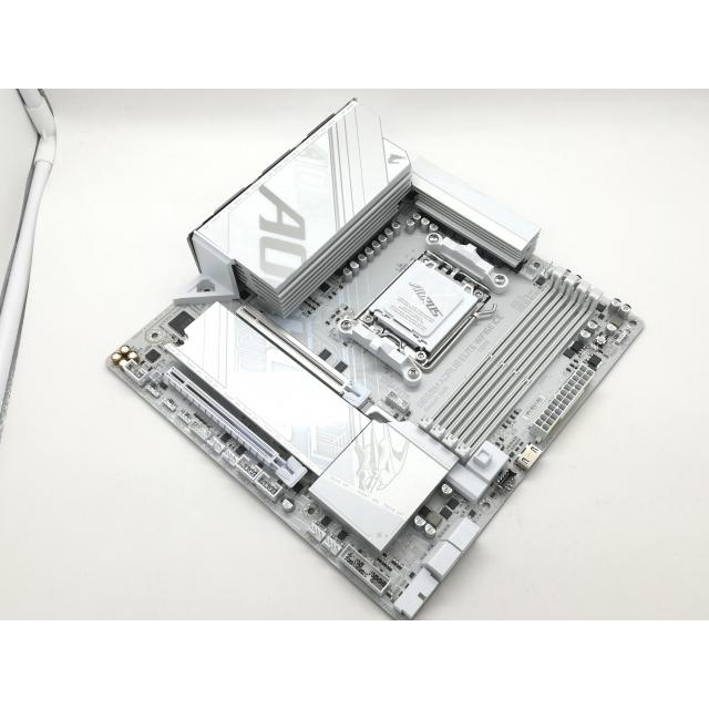 【中古】GIGABYTE B850M A ELT WF6E ICE B850/AM5/microATX【日本橋3】保証期間１週間_1