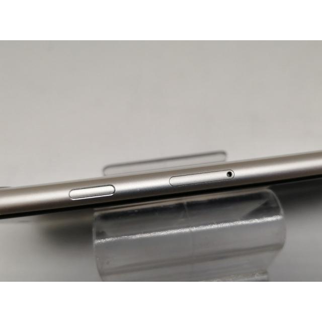 【中古】Apple SoftBank 【SIMフリー】 iPhone SE（第3世代） 64GB スターライト MMYD3J/A【日本橋3】保証期間１ヶ月【ランクA】の画像
