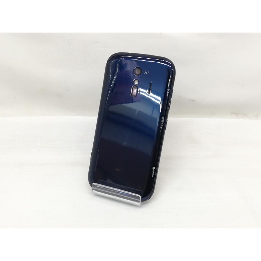 中古】Fujitsu docomo 【SIMロック解除済み】 らくらくスマートフォン 