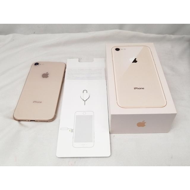 中古】Apple docomo 【SIMロック解除済み】 iPhone 8 256GB ゴールド