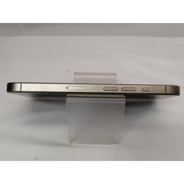【中古】Apple 国内版 【SIMフリー】 iPhone 15 Pro 256GB ナチュラルチタニウム MTUF3J/A【戸塚】保証期間１ヶ月【ランクA】の画像