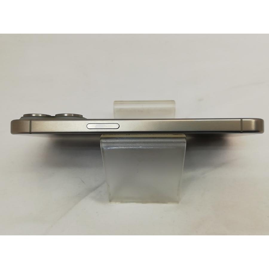 【中古】Apple 国内版 【SIMフリー】 iPhone 15 Pro 256GB ナチュラルチタニウム MTUF3J/A【戸塚】保証期間１ヶ月【ランクA】の画像