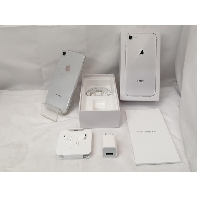 中古】Apple au 【SIMロック解除済み】 iPhone 8 64GB シルバー MQ792J
