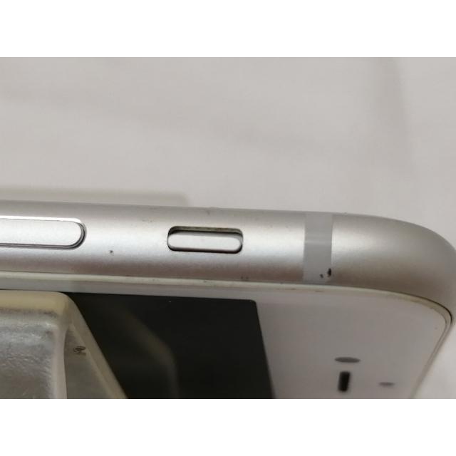 iPhone8 64GB MQ792J/A auSIMロック【7-9】 iPhone8 64GB シルバー /MQ792J/A au 【SIMロック解除品】 各サイトで