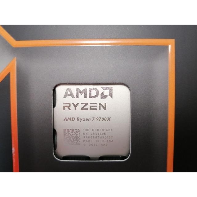 未使用】AMD Ryzen 7 9700X (3.8GHz/TC:5.5GHz) BOX AM5/8C/16T/L3